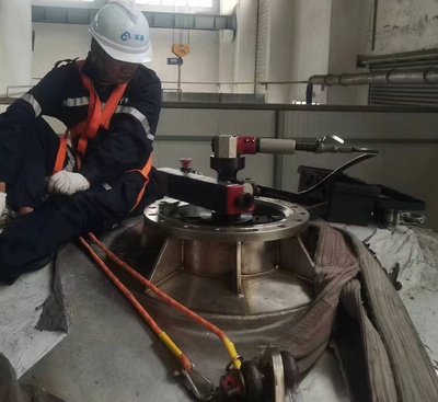 現(xiàn)場法蘭密封面劃痕損傷腐蝕修補大型法蘭面水紋線加工變形修復(fù)廠家